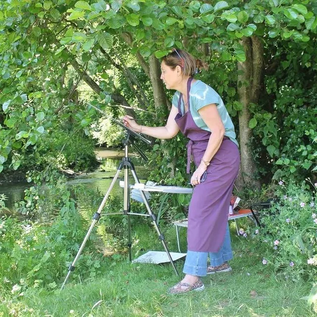 photo patricia, de paris, participait pour la première fois à asnières-sur-toiles.  ©  ouest-france