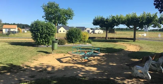 photo  le square de la commune de villaines-sous-malicorne (sarthe) va faire peau neuve.  &copy;  ouest-france 