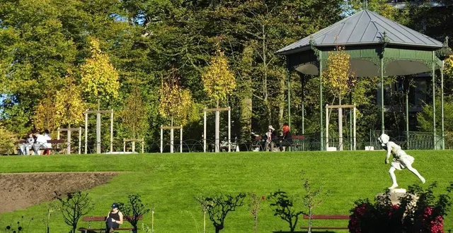 photo  les parcs et jardins seront ouverts plus tard en soirée.  &copy;  archives le maine libre – hervé petitbon 