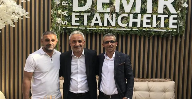 photo  les trois frères murat, sukru et salih demir sont à la tête de demir étanchéité à saint-georges-des-groseillers (orne).  &copy;  ouest-france 