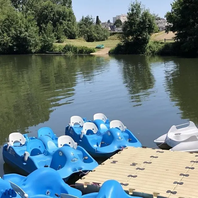photo la location de pédalos à la demi-heure est possible moyennant 3 €.  ©  ouest-france