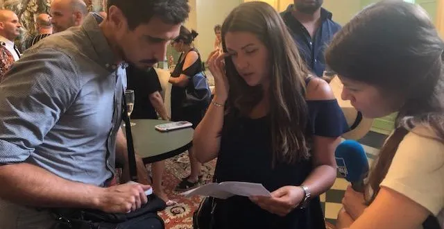 photo  julie delpech découvre les résultats à la préfecture de la sarthe ce dimanche 19 juin 2022  &copy;  photo le maine libre 