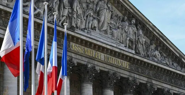 photo  cinq nouveaux députés qui représenteront la sarthe à l’assemblée nationale pendant cinq ans.  &copy;  photo archives le maine libre denis lambert 