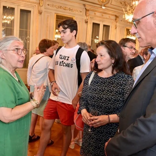 Nicole Dubré-Chirat victorieuse, face à Tassadit Amaghar, dans la 6e circonscription du Maine-et-Loire. Ouest-France photo nicole dubré-chirat victorieuse, face à tassadit amaghar, dans la 6e circonscription du maine-et-loire. © ouest-france