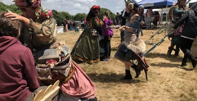 photo  la compagnie des p’tites goules a maquillé petits et grands.  &copy;  ouest-france 