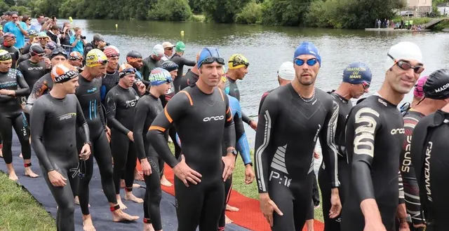 photo  au départ : 87 triathlètes.  &copy;  ouest-france 