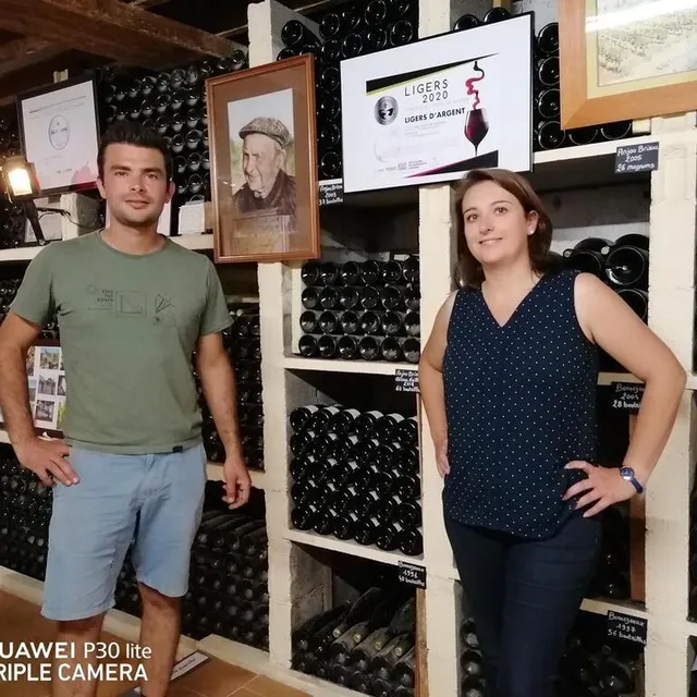 photo guillaume et marion roullet feront découvrir leur domaine, à vauchrétien (maine-et-loire) les 3 et 4 septembre à l’occasion de vignes vins randos.  ©  émilie weynants