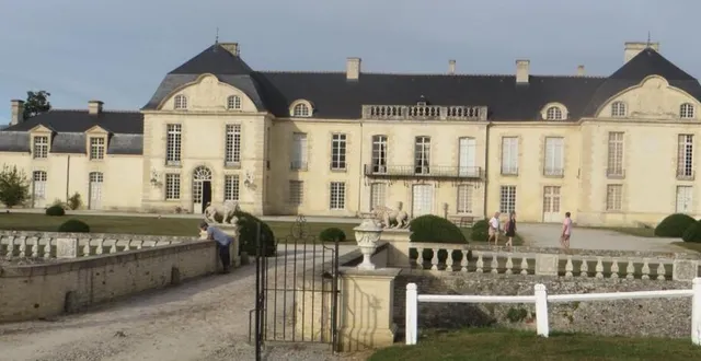 photo  le château à découvrir sous un autre aspect avec une représentation théâtrale.  &copy;  ouest-france 