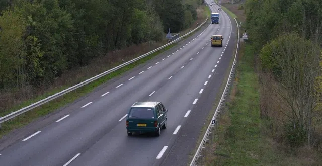 photo  la nationale 12 bientôt dans le giron du département de l’orne ? c’est dans les tuyaux !  &copy;  archives 