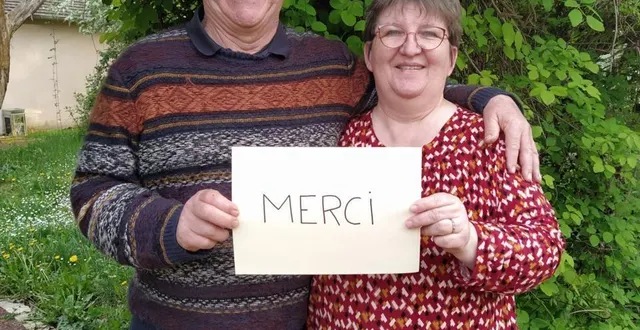 photo  marylise et jean-noël vovard sont fiers de pouvoir transmettre une vie de travail à des jeunes qui veulent s’installer.  &copy;  le maine libre 