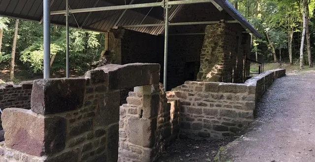 photo  la fenderie des forges de varenne de champsecret, dans l’orne, a été réhaussée d’un toit pour pérenniser sa restauration.  &copy;  ouest-france 