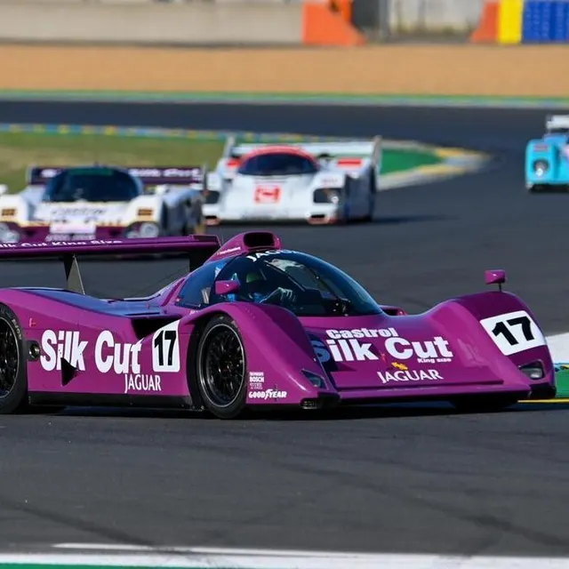 photo groupe c de 1982 ã 1993.  17. christophe d’ansembourg. jaguar xjr-14. 1991.  ©  daniel fouray / ouest-france
