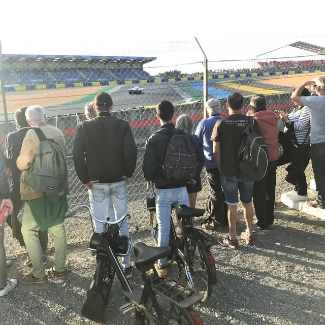 photo un solex pour se déplacer sur le site, la bonne idée.  ©  ouest-france