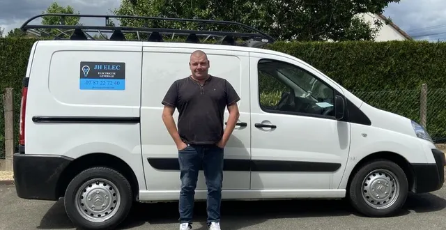 photo  joachim hermange s’est installé comme électricien à villaines-sous-malicorne.  &copy;  jh elec 