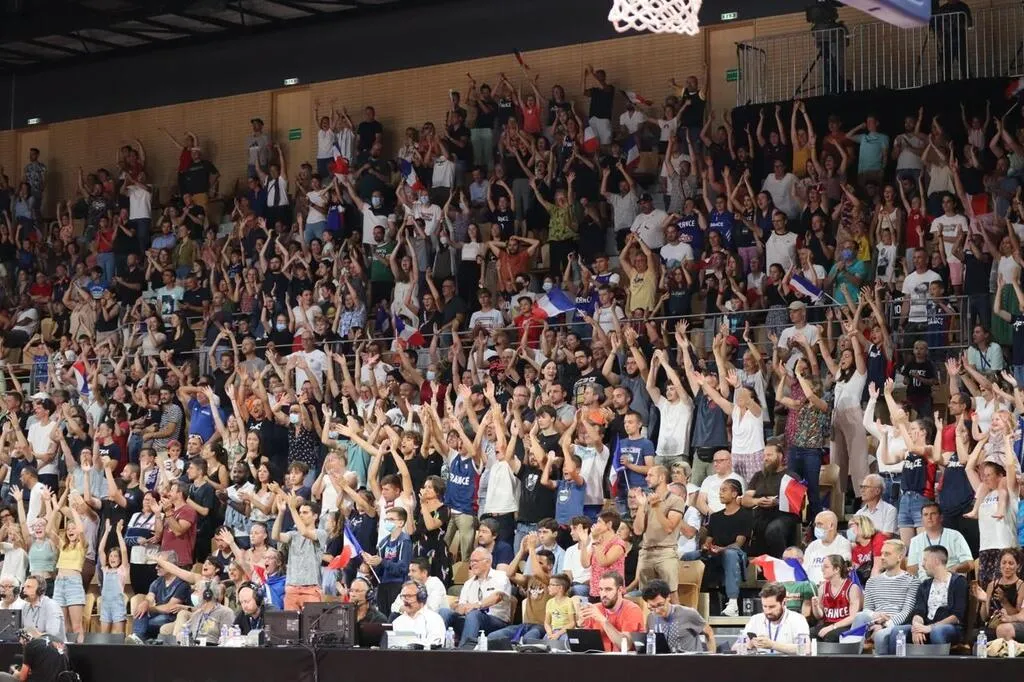EN IMAGES. L’équipe de France de basket a fait vibrer le public vendéen