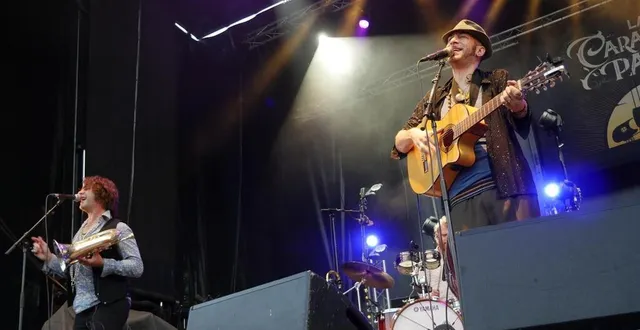 photo  avant le concert de gauvain sers, tête d’affiche de cette première édition de pop au parc, le groupe la caravane passe a emballé le public lors de la première édition de pop au parc.  &copy;  le maine libre 