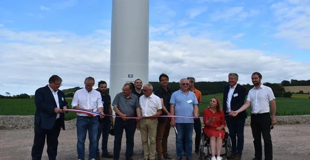 photo  le parc éolien de conlie-neuvillalais enfin inauguré.  &copy;  le maine libre 