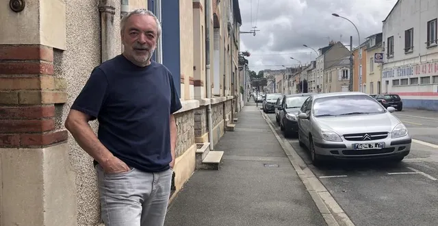 photo  jean-marie rivier habite la rue voltaire, au mans. il circule à vélo et en voiture. il est « fondamentalement pour la reconquête du piéton et du cycliste ».  &copy;  le maine libre 