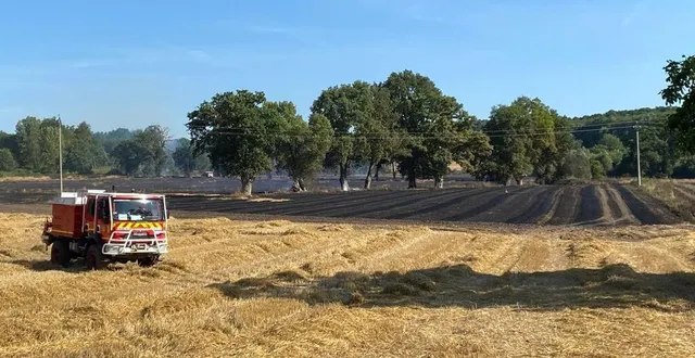 photo  dix hectares sont partis en fumée à pontvallain, ce jeudi 14 juillet 2022.  &copy;  ouest-france 