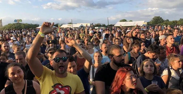 photo  la troisième édition du festival à tout bout d’champ avait réuni 4 700 spectateurs à chantenay-villedieu, en sarthe, en juillet 2019. cette année, c’est complet avec 6 000 festivaliers attendus.  &copy;  archives ouest-france 