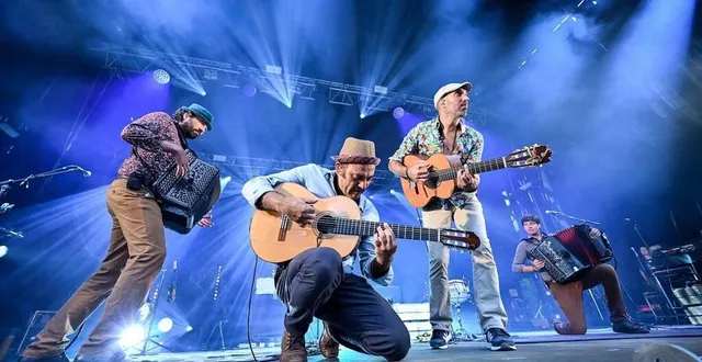 photo  le groupe la rue kétanou sera sur la scène du festival a tout bout d’champ.  &copy;  christophe ribot 