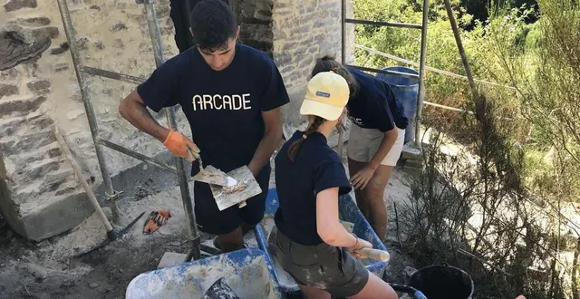photo  vendredi 15 juillet, les jeunes bénévoles ont œuvré pour la dernière fois.  &copy;  ouest-france 