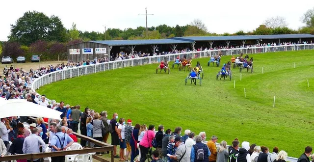 photo  les spectateurs pourront débuter leurs paris à partir de 14 heures.  &copy;  archives le maine libre 