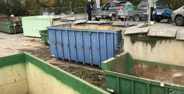 photo  les deux déchetteries ouvriront et fermeront plus tôt.  &copy;  archive le maine libre 