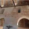photo  les peintures murales de la nef et des murs en arcades de l’église saint-julien remontent au xiie siècle. 