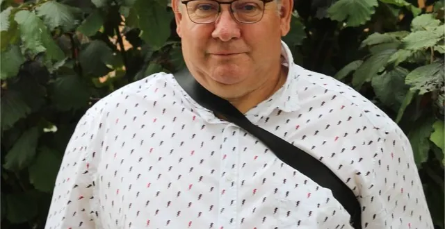 photo  boulanger, jean-louis blot s’intéresse au pain en philatélie.  &copy;  le maine libre 