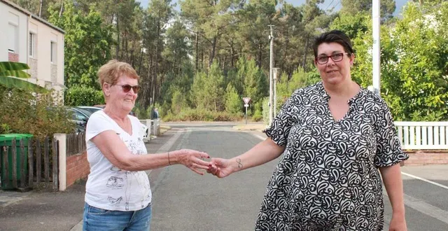 photo  arlette, 81 ans, confie les clés de sa maison à sa voisine sandra pour qu’elle vienne la réveiller en cas d’évacuation d’urgence en pleine nuit.  &copy;  ouest-france 