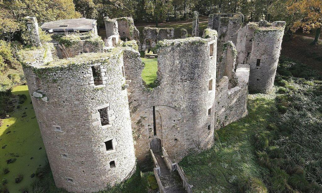 Le Château de Ranrouët à travers les siècles - Château de Ranrouet