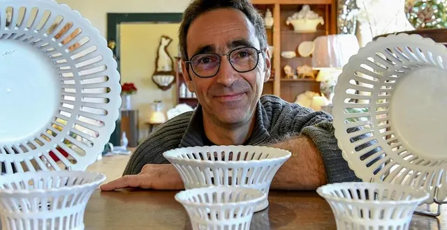 photo  stéphane deschang a repris les faïenceries d’art de malicorne en 2005.  &copy;  le maine libre – yvon loué 