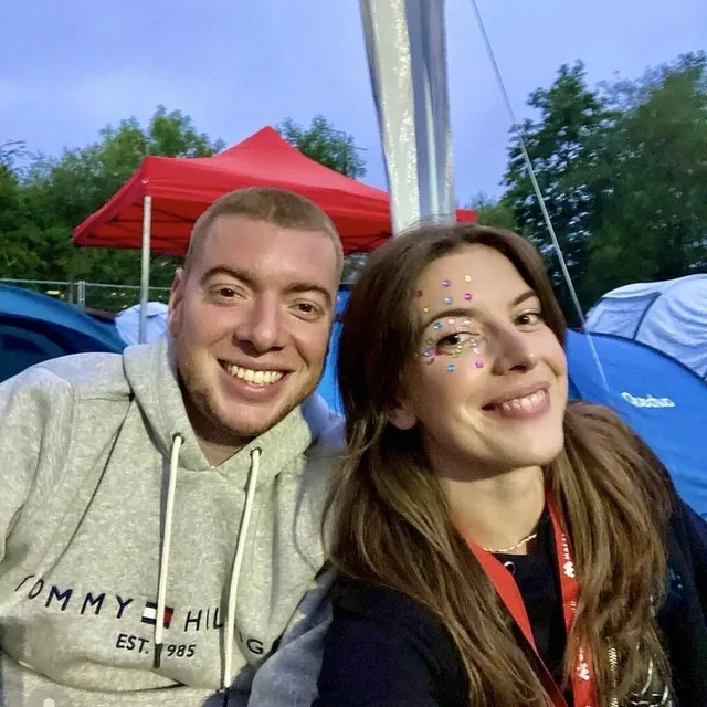 photo sourires et bonus décoration de visage pour briller !  ©  dr