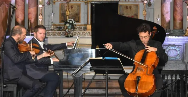 photo  hugues borsarello, gauthier hermann et paul montag.  &copy;  le maine libre 