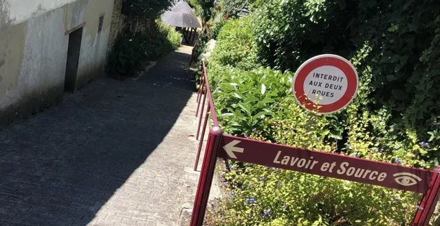 photo  pour y descendre, à partir de la rue de torché…  &copy;  le maine libre 