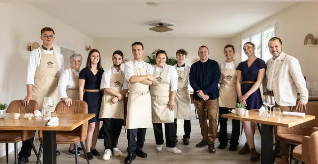 photo  l’équipe de la maison nipa, à fillé-sur-sarthe.  &copy;  jordan dupuy. 
