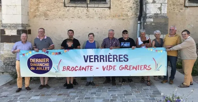 photo  les bénévoles sont prêts pour la brocante.  &copy;  ouest-france 
