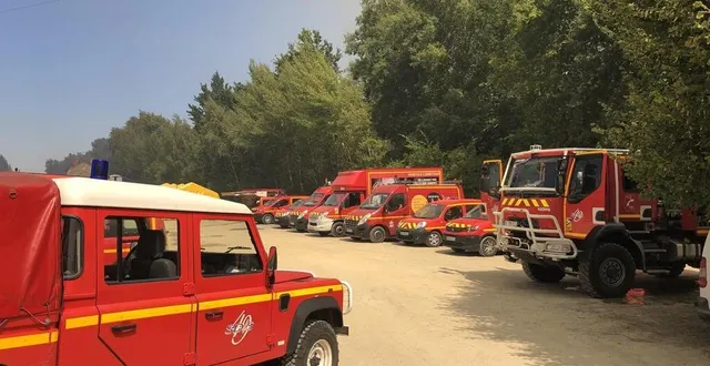 photo  ce mercredi 10 août, 377 pompiers sont mobilisés sur les incendies du maine-et-loire.  &copy;  le courrier de l’ouest 