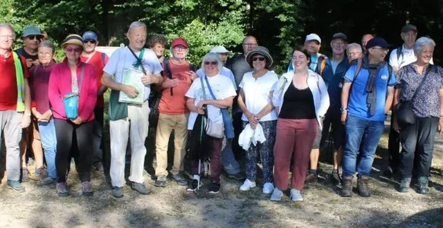 photo  les randonneurs ont pu profiter de la fraîcheur du massif forestier.  &copy;  ouest-france 