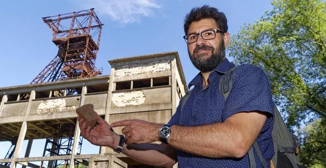 photo  michael herbulot, guide conférencier à saint-clair-de-halouze (orne), près de flers.  &copy;  vincent michel / ouest-france 