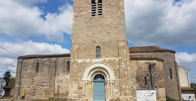 photo  l’histoire de l’église saint-martin de glénay remonte au xiie siècle.  &copy;  archives co 