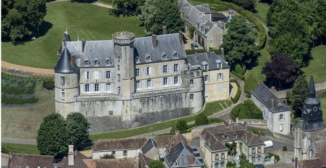 photo  château de montmirail. ?  &copy;  office de tourisme montmirail 