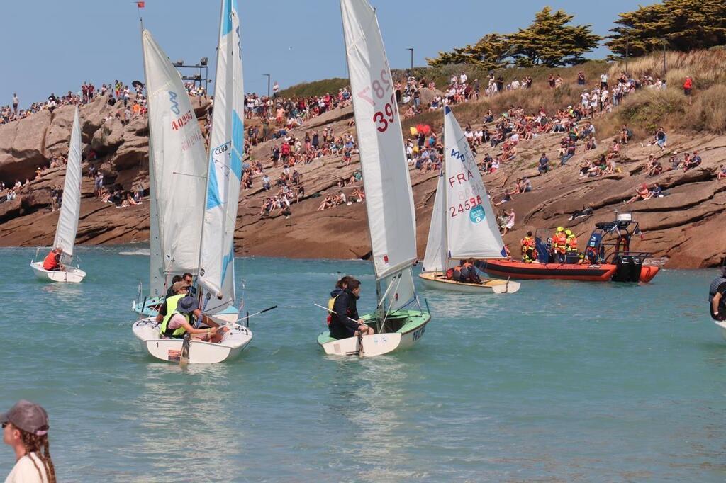 EN IMAGES 24 Heures de la voile à Trégastel Cette fête cest