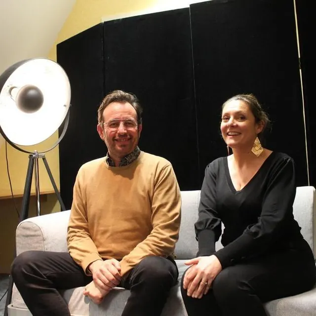 photo laure baert, la nouvelle conseillère artistique du festival, aux côtés de yannick javaudin, le directeur de l’entracte, l’association culturelle organisatrice de l’événement, en janvier 2022.  ©  archives ouest-france