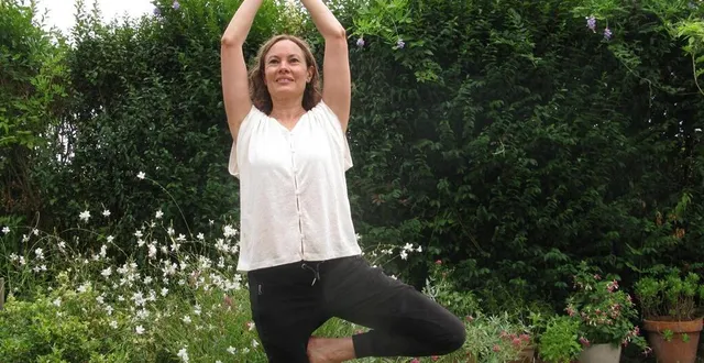 photo  fabienne ragueneau animera une activité yoga, dans la salle polyvalente de crosmières.  &copy;  ouest-france 