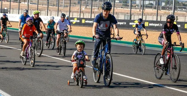 photo  premières sensations à vélo garanties avec la matinale le maine libre – la sarthe.  &copy;  le maine libre 