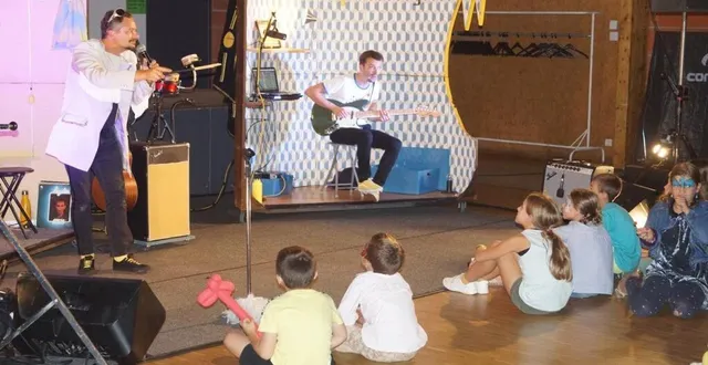 photo  « les poussins phoniques » ont offert un concert devant un public conquis.  &copy;  ouest-france 