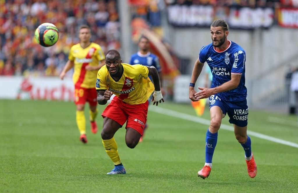 Fc Nantes Ignatius Ganago Attendu Mercredi Pour Passer La Visite