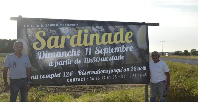 photo  les membres des festivités crosmièroises préparent activement la sardinade.  &copy;  le maine libre 